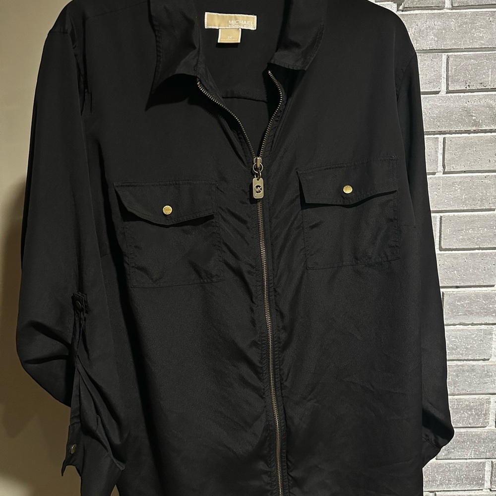 Zip up blouse